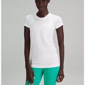 Relaxed short sleeve swiftly tech